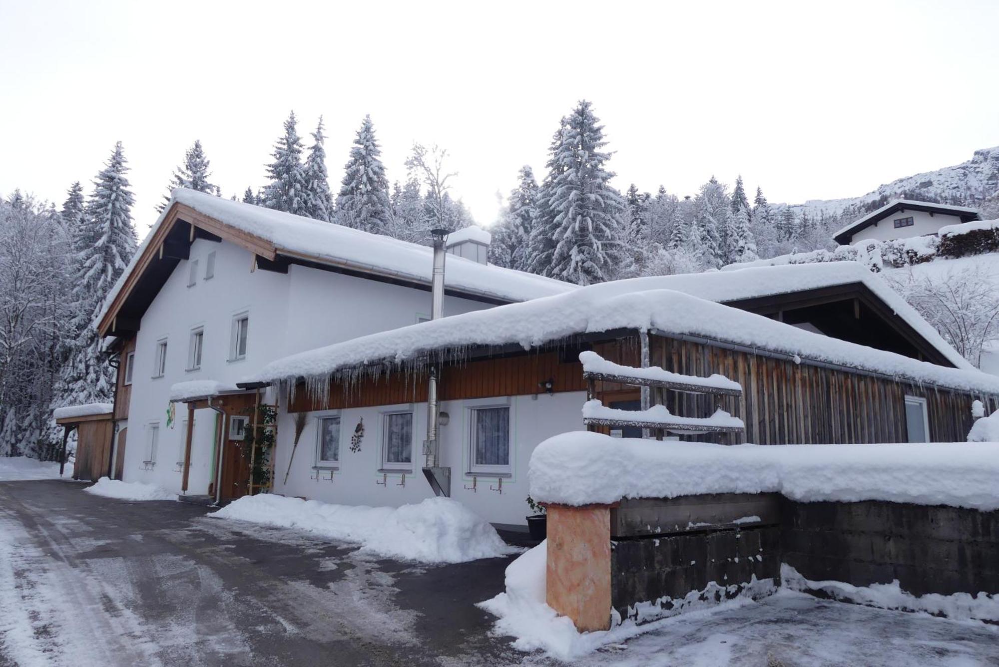 ברכטסגאדן Ferienwohnungen Haus Kunterbunt מראה חיצוני תמונה