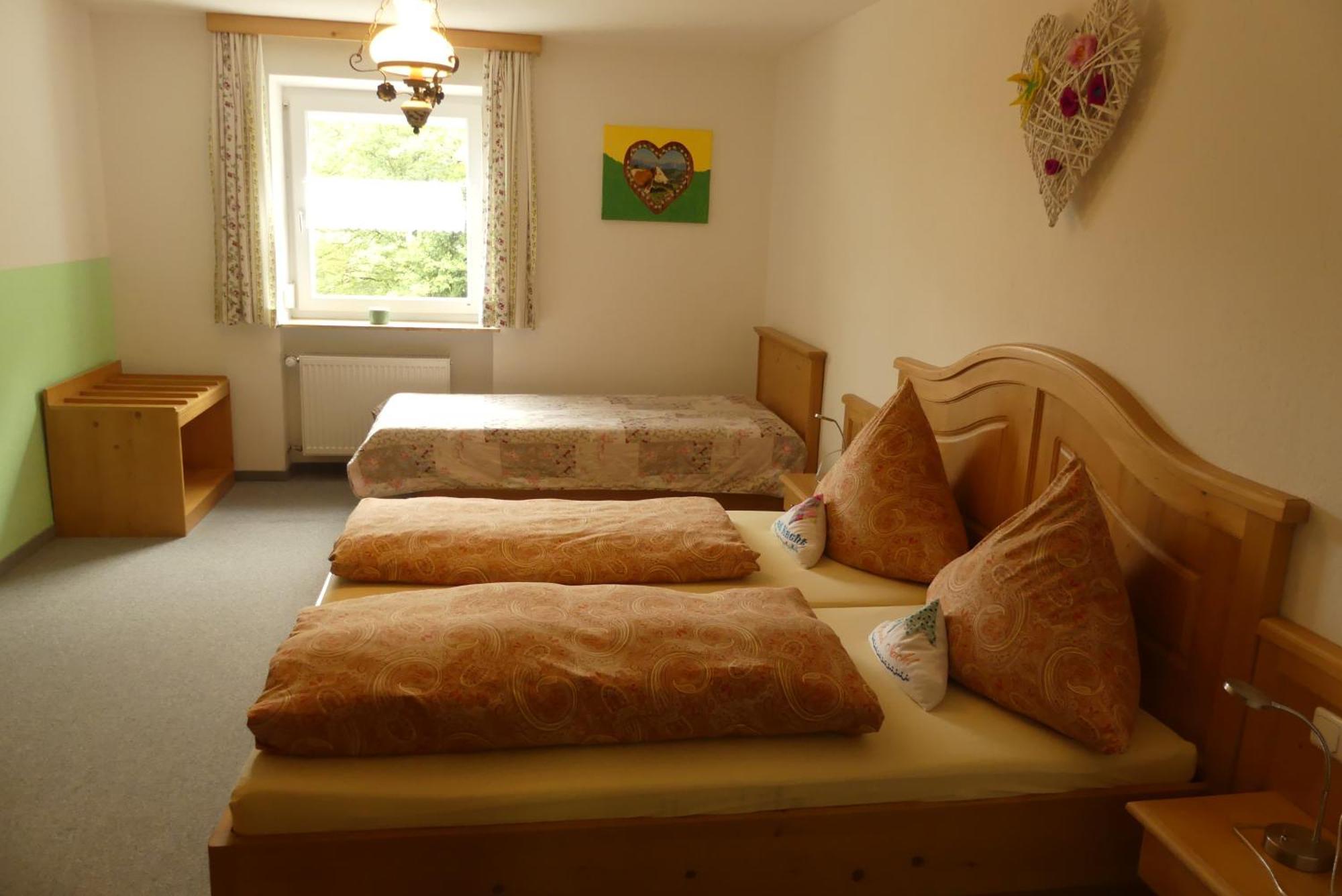 ברכטסגאדן Ferienwohnungen Haus Kunterbunt מראה חיצוני תמונה
