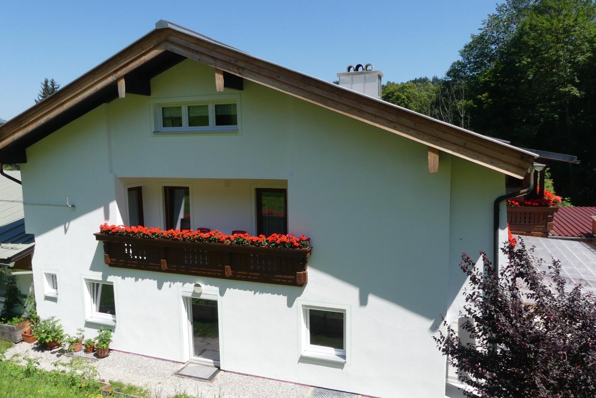 ברכטסגאדן Ferienwohnungen Haus Kunterbunt מראה חיצוני תמונה