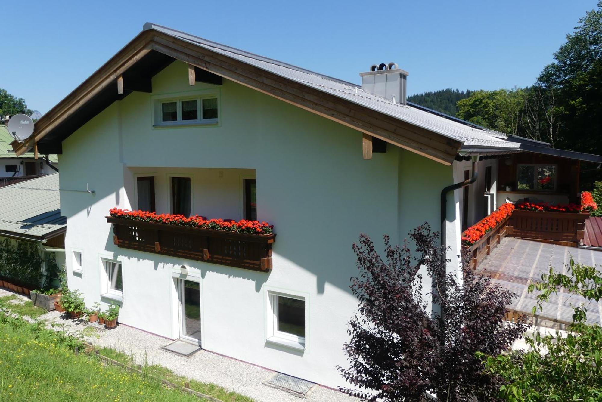 ברכטסגאדן Ferienwohnungen Haus Kunterbunt מראה חיצוני תמונה